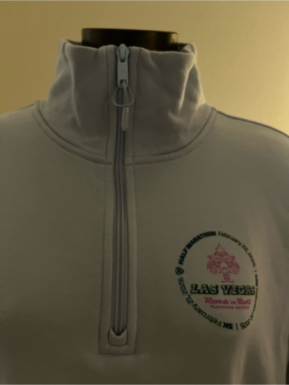 LuLuLemon Half Zip 🌴🌴🌴 - Picture 3 of 8